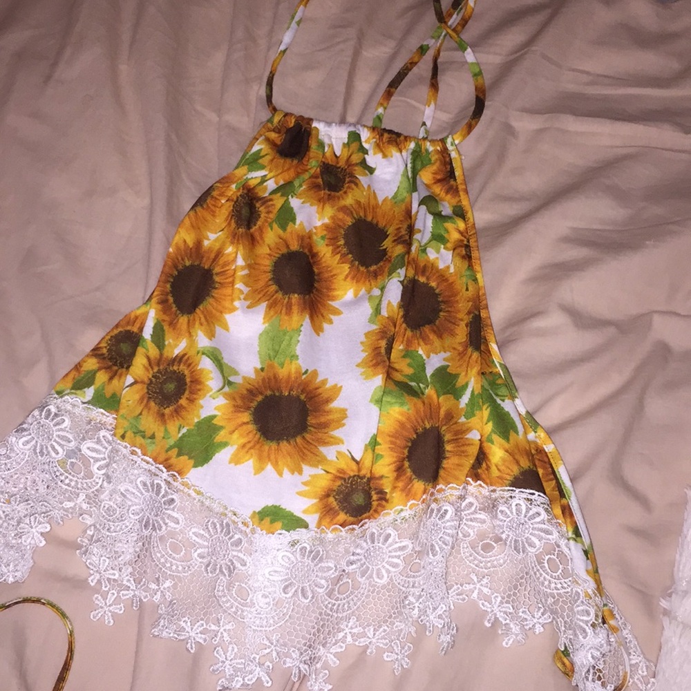 Sun flower halter